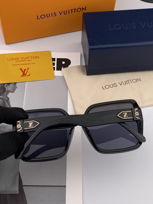 ルイヴィトンサングラス着用イメージ